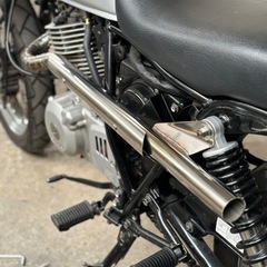 ビックボーイ250 fiマフラー