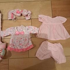 お取引中メルちゃん抱っこひもと服の画像