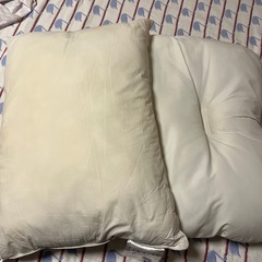 まくら二つ