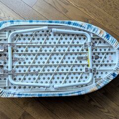 折りたたみアイロン台の画像