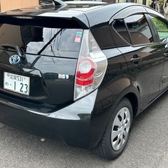 トヨタ アクア H26の画像