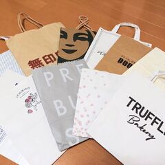 紙袋いろいろ🛍️の画像