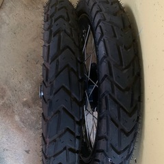 ct125純正タイヤホイールセットの画像