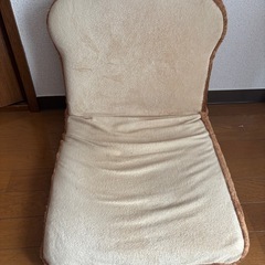 食パン座椅子の画像