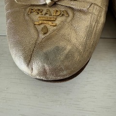 PRADA プラダ】難あり ゴールドフラットシューズ (さんみ) 川口 PRADA プラダ】難あり ゴールドフラットシューズ (さんみ) 川口