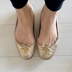PRADA プラダ】難あり ゴールドフラットシューズ (さんみ) 川口 PRADA プラダ】難あり ゴールドフラットシューズ (さんみ) 川口