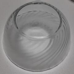 ＊大きなガラスの器3個セット＊の画像