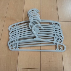 ベビー、キッズ　ハンガー
