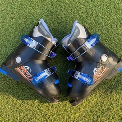 子ども用スキーブーツ21cmの画像