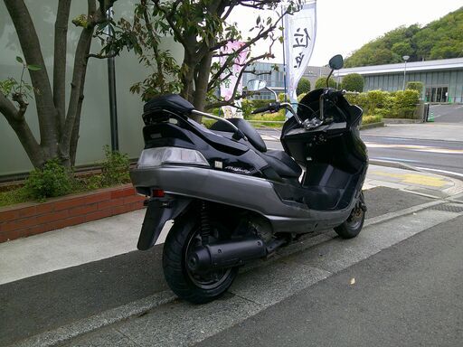 ヤマハ　マジェスティ250(4HC)　バッテリー新品交換済み　オイル交換後引き渡し　LEDヘッドライト　ナンバー登録書類有り(無料) ヤマハマジェスティ250(4HC)バッテリー新品交換済みオイル交換後