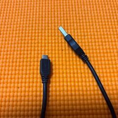 USBケーブルの画像