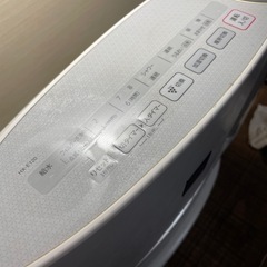 SHARP セラミックファンヒーターHX-E120-W 2015年製の画像