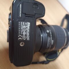 Nikon デジタル一眼レフカメラ D40 ダブルズーム 18-55/55-200mmの画像