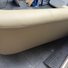 無料で！交通費も支給　3人掛けソファー　
取りに来る方の画像