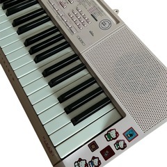 カシオLK115…61鍵 ピンク キーボード⭐︎ジャンク⭐︎の画像