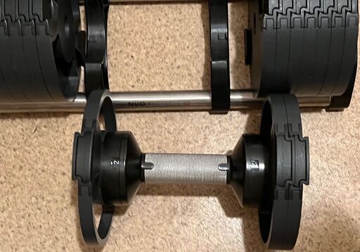 【取引終了】FLEXBELL フレックスベル　32 ダンベル　4キロ刻み 2個セット　１個はジャンク