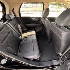 NーWGNカスタム　カーボンルーフ　車検長いの画像