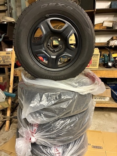 値下げしました))jeep　レネゲード　スタッドレス　純正ホイール　4本セット