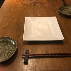 プレート皿　正方形　白の画像