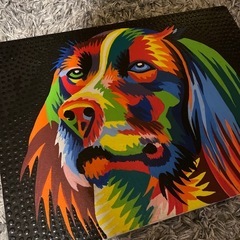カラフルな犬の絵の画像