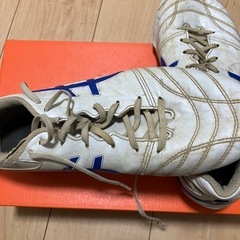 アシックス　サッカー　スパイクの画像