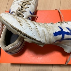 アシックス　サッカー　スパイクの画像