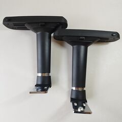 【未使用】noblechairs EPIC ノーブルチェアーズ エピック 4Dアームレスト ネジ付き ICON HEROの画像