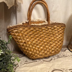 差し上げます　美品　カゴバッグ　お花レース白ホワイトフラワーの画像