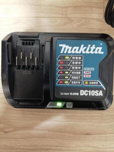 マキタ DC10SA 充電器 互換バッテリーつき (ひろ) 安芸長束の マキタ DC10SA 充電器 互換バッテリーつき (ひろ) 安芸長束の