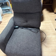 無料！電動リクライニングソファ
