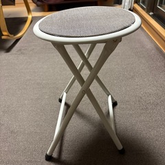 折りたたみ式チェア