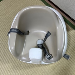 バンボ Bumbo