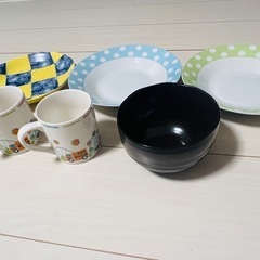 食器セット（25日までに取りに来てくれる方限定）の画像