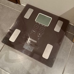 至急！オムロン体重計