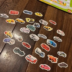 お出かけに便利！トミカ　マグネットの画像