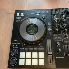 DDJ-800 PCDJコントローラーの画像