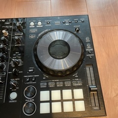 DDJ-800 PCDJコントローラーの画像