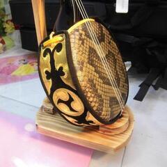 新品未使用　2.980円　沖縄三線専用　N木製三線台　家具余剰材...