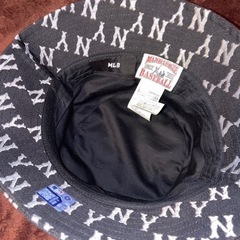 極美品　新品未使用　MLBモノグラム　バケットハット　NY ブラックの画像