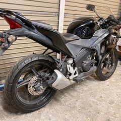 ホンダ　CBR125R 希少　配送可能　支払いは現金or振り込みも可能の画像