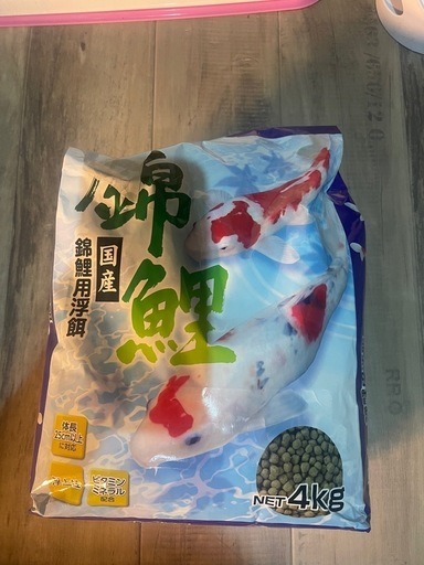 錦鯉錦鯉用浮餌約4kg (F//S) 新潟のその他の中古あげます 錦鯉錦鯉用浮餌約4kg (F//S) 新潟のその他の中古あげます