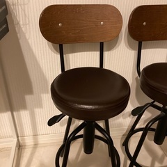 昇降式カウンターチェア　バーチェア　カフェチェア　座面回転　背もたれ　 ブラック(BK)　３脚ありの画像