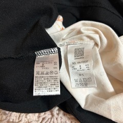 ロングTシャツ・ルームウェア　2まいセット 黒色は右肩レースがポイントの画像