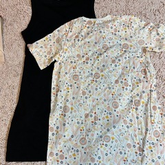 ロングTシャツ・ルームウェア　2まいセット 黒色は右肩レースがポイントの画像