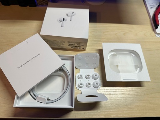 【完品】超美品 Apple AirPodsPro2 Lightning ケース付