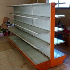 スチール棚(高さ：約159㎝　幅：約267㎝　奥行：約101㎝)の画像