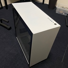 SHARKOON PURESTEEL White PCケース（白）の画像