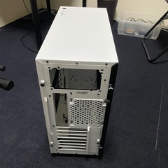 SHARKOON PURESTEEL White PCケース（白）の画像