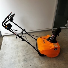ハイガー電動除雪機 1650  1回使用の画像