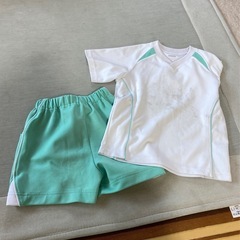 保育園体操服